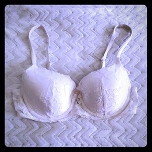 Victoria Secret Body by Victoria 34D